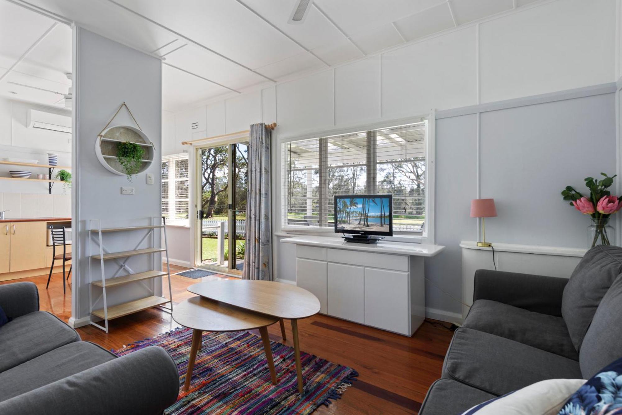 Calm Waters Waterfront Cottages Sussex Inlet Ruang foto